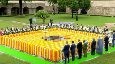 G-20 leaders paid tribute to Father of the Nation Mahatma Gandhi at Rajghat