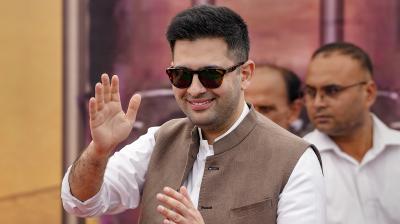 ‘Kejriwal will vote for Congress, Rahul will vote for AAP’: Raghav Chadha in first poll meeting