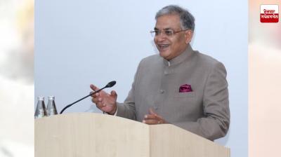 Election Commission: Election Commission will provide mobile deposit facility for voters at polling stations