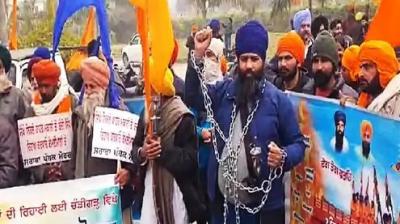  A strong front on Chandigarh-Mohali border, a large gathering for the demand of the release of Sikh prisoners