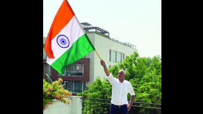 ਪੰਜਾਬ ਕਾਂਗਰਸ ਨੇ ਕੇਂਦਰ ਵਿਰੁਧ ਘਰਾਂ 'ਚ ਲਹਿਰਾਏ ਝੰਡੇ