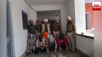 ਬਾਜਾਖਾਨਾ ਪੁਲਿਸ ਵੱਲੋਂ ਲੁੱਟਾਂ ਖੋਹਾਂ ਕਰਨ ਵਾਲੇ 5 ਵਿਆਕਤੀ ਕਾਬੂ