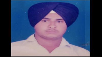 Father of three commits suicide