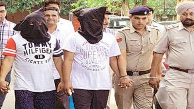 The arrested gangsters