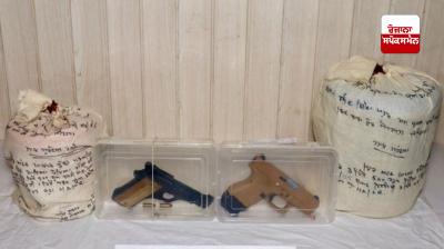 Amritsar police arrested 2 smugglers with drugs worth crores