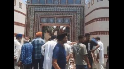 Temple lantern Collapses