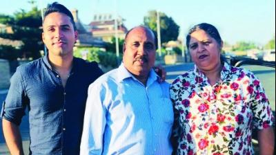 Prabhjot Singh Multani with his parents