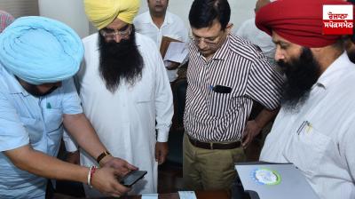 To deal with the problem of artificial seeds by the Punjab government, QR Beginning of the code system