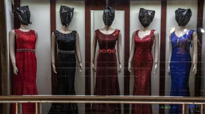 Kabul's mannequins are hooded and masked under Taliban rule