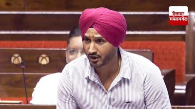 Former cricketer Harbhajan Singh demands stricter laws on online pornography