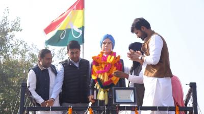 Transport Minister pays tribute to legendary revolutionary on 106th martyrdom day, visits ancestral house