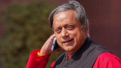 Shashi Tharoor gets a setback from Delhi High Court, petition challenging proceedings in the case of comment on PM dismissed