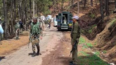 Jammu and Kashmir: Encounter between security forces and terrorists in Kulgam, four terrorists killed