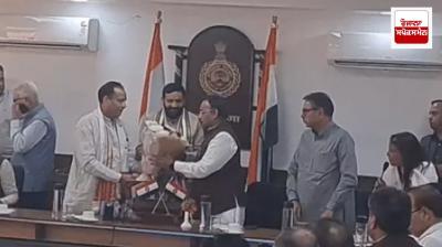 ਚੰਡੀਗੜ੍ਹ ਵਿਖੇ ਪਾਰਟੀ ਆਗੂਆਂ ਦੀ ਮੀਟਿੰਗ ਦੀ ਤਸਵੀਰ 