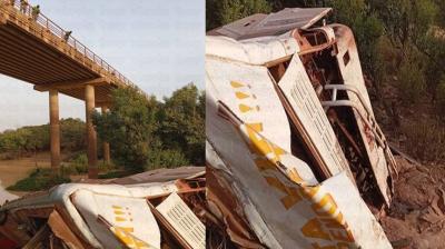 31 dead after bus plunges off bridge in Mali