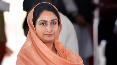 Harsimrat kaur badal 