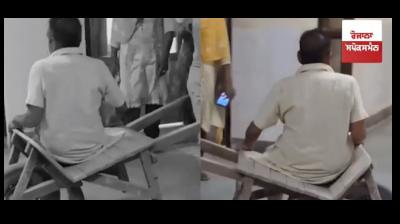 Patient left doctor's office on brick cart instead of stretcher