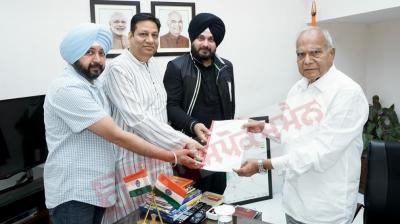 Navjot Sidhu meets Governor of Punjab
