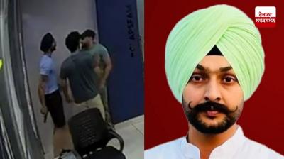 ਪੰਜਾਬੀ ਗਾਇਕ ਮਾਣੂਕੇ ਗਿੱਲ ਗ੍ਰਿਫ਼ਤਾਰ, ਜਿਮ ਟ੍ਰੇਨਰ 'ਤੇ ਪਿਸਤੌਲ ਤਾਣਨ ਦਾ ਦੋਸ਼