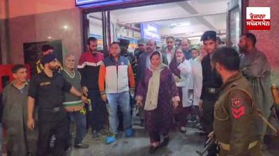 Deputy Chief Minister and Health Minister reached the hospital to know the condition of the injured in the grenade attack yesterday