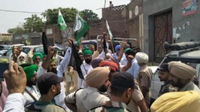 Protest Against Sukhbir Badal