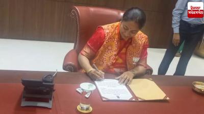 Rekha Gupta: CM Rekha Gupta in action mode after taking oath, takes big decision on cleaning Yamuna