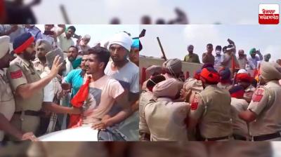 Farmers protest against Akali Dal in Moga