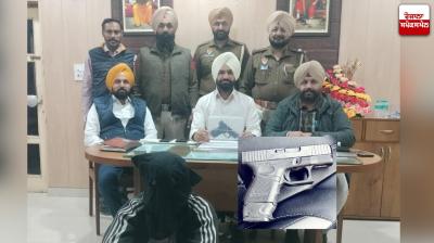 ਪੁਲਿਸ ਅਧਿਕਾਰੀ ਫੜੇ ਗਏ ਆਰੋਪੀ ਪਲਵਿੰਦਰ ਸਿੰਘ ਉਰਫ਼ ਸਾਬੀ ਬਾਰੇ ਜਾਣਕਾਰੀ ਦਿੰਦੇ ਹੋਏ 