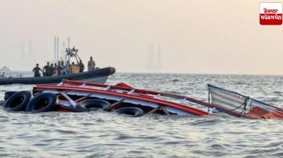 14 dead in collision between refugee boat and coast guard ship