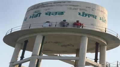  Victims of travel agents' fraud