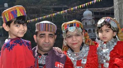 5 Of indian Family Killed In London House Fire On Diwali Night