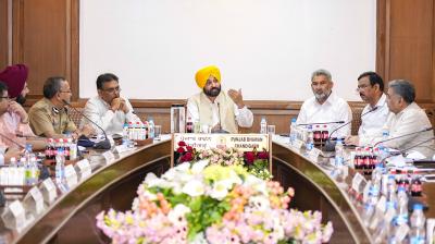 Bhagwant Mann Directs Dcs To Convene Outdoor Meetings In Villages For Prompt Redressal Of Peoples’ Grievances At Their Doorsteps