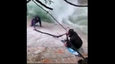 Sikh youth in Canada save lives of drowning people with the help of turbans
