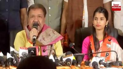 Folk singer Maithili Thakur joins BJP, will contest elections from Alinagar assembly seat