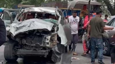 ਹਾਦਸਾਗ੍ਰਸਤ ਕਾਰ 