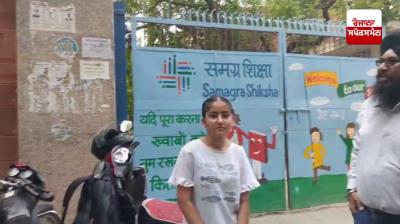 Delhi government school bans Sikh girl wearing kirpan from entering school