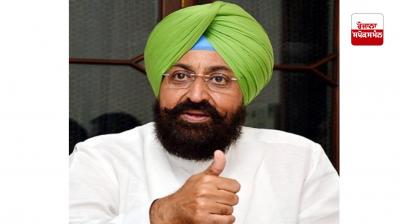 FIR against Punjab Congress leader Bajwa after 50 bombs statement