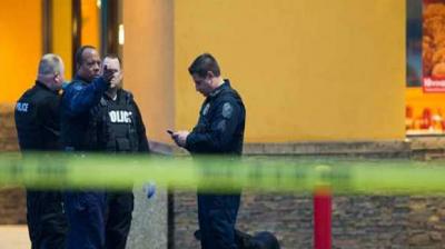 10 dead 16 injured in a shooting in Dayton Ohio