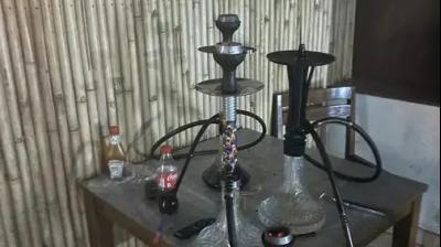 ਹੋਟਲ ’ਚ ਦਰਜਨ ਤੋਂ ਵੱਧ ਹੁੱਕੇ ਬਰਾਮਦ 