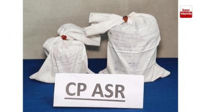  ਅੰਮ੍ਰਿਤਸਰ ਪੁਲਿਸ ਨੇ 2 ਅੰਤਰਰਾਸ਼ਟਰੀ ਨਸ਼ਾ ਤਸਕਰੀ ਗਰੋਹ ਦਾ ਕੀਤਾ ਪਰਦਾਫਾਸ਼ 