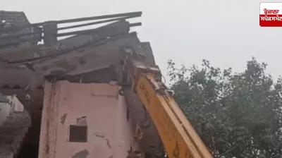 Bulldozer driven at drug smuggler's house in Patiala, know full details