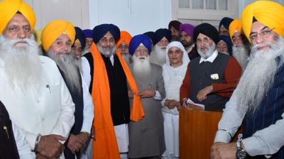 Sgpc With Sukhbir Badal