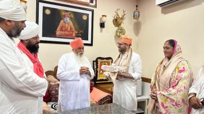 Rajya Sabha MP Raghav Chadha received blessings of Sant Niranjan Das Ji, head of Dera Sachkhand Ballan