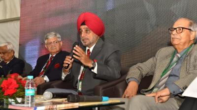 ਰੱਖਿਆ ਮਾਹਰ