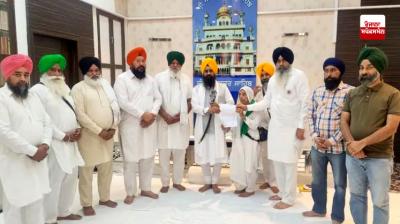 The case of sacrilege at farmers' rallies reached the Akal Takht.