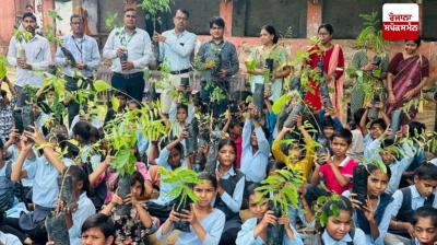 ਬੂਟੇ ਲਗਾਉਣ ਦੀ ਮੁਹਿੰਮ ਬਣੀ ਰਾਜਸਥਾਨ ਦੇ ਸਕੂਲ ਅਧਿਆਪਕਾਂ ਲਈ ਮੁਸੀਬਤ