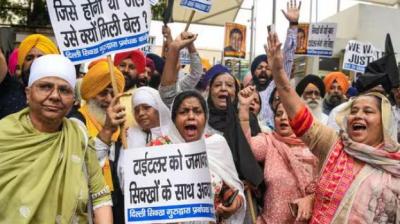 1984 ਸਿੱਖ ਕਤਲੇਆਮ ਦੇ ਪੀੜਤਾਂ ਵਲੋਂ ਰੋਸ ਪ੍ਰਦਰਸ਼ਨ ਕਰਦਿਆਂ ਦੀ ਇਕ ਪੁਰਾਣੀ ਤਸਵੀਰ।