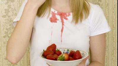 Remove stubborn stains from clothing