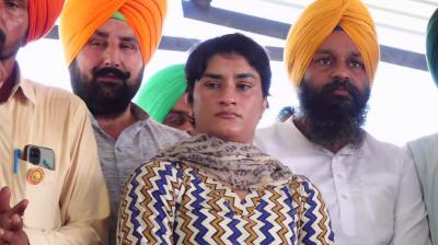 Vinesh Phogat reached the farmers protest at Shambhu border news