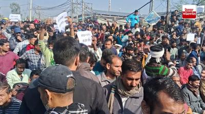 Dispute over Budha Nala in Ludhiana: Lathi charge and stone pelting on protesters